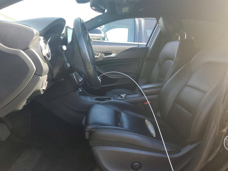 2020 MERCEDES-BENZ GLA 250 7