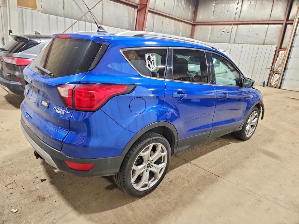2019 FORD ESCAPE TITANIUM 3