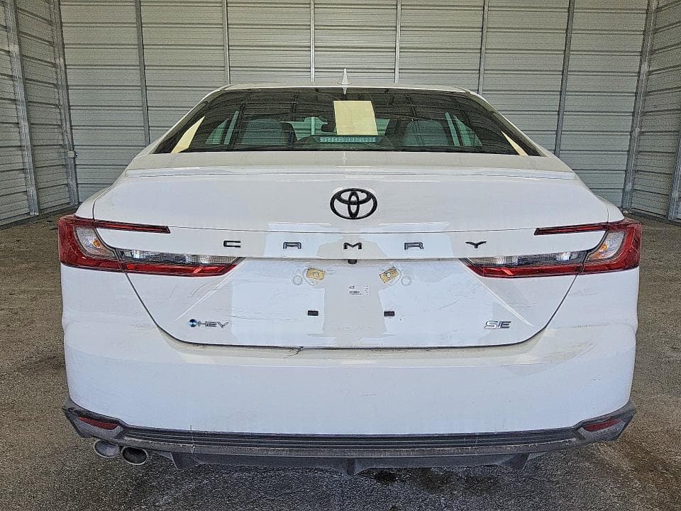 2025 TOYOTA CAMRY SE 6