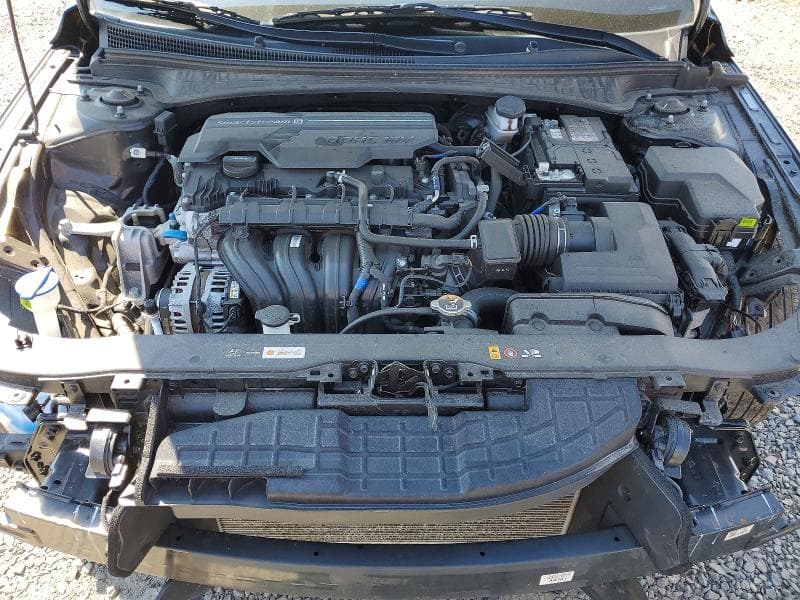 2025 HYUNDAI ELANTRA SE 11