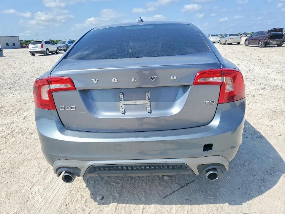 2017 VOLVO S60 T5 6