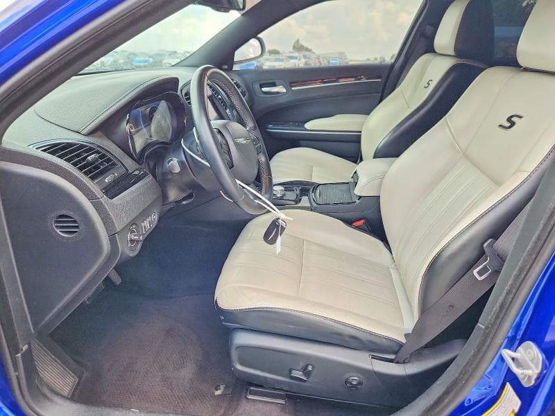 2018 CHRYSLER 300 S 7