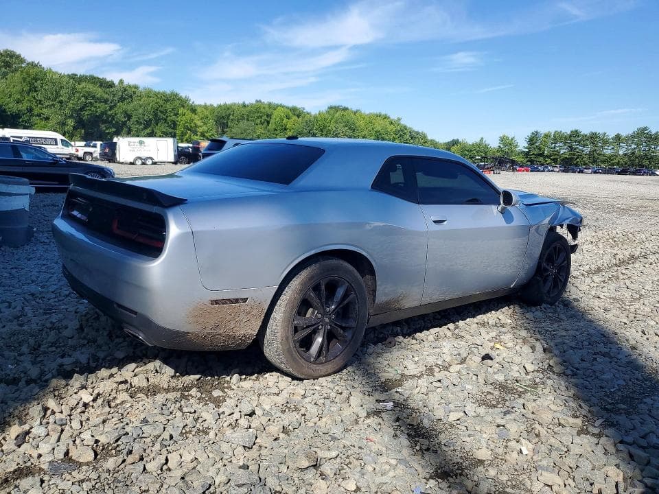 2020 DODGE CHALLENGER SXT 3