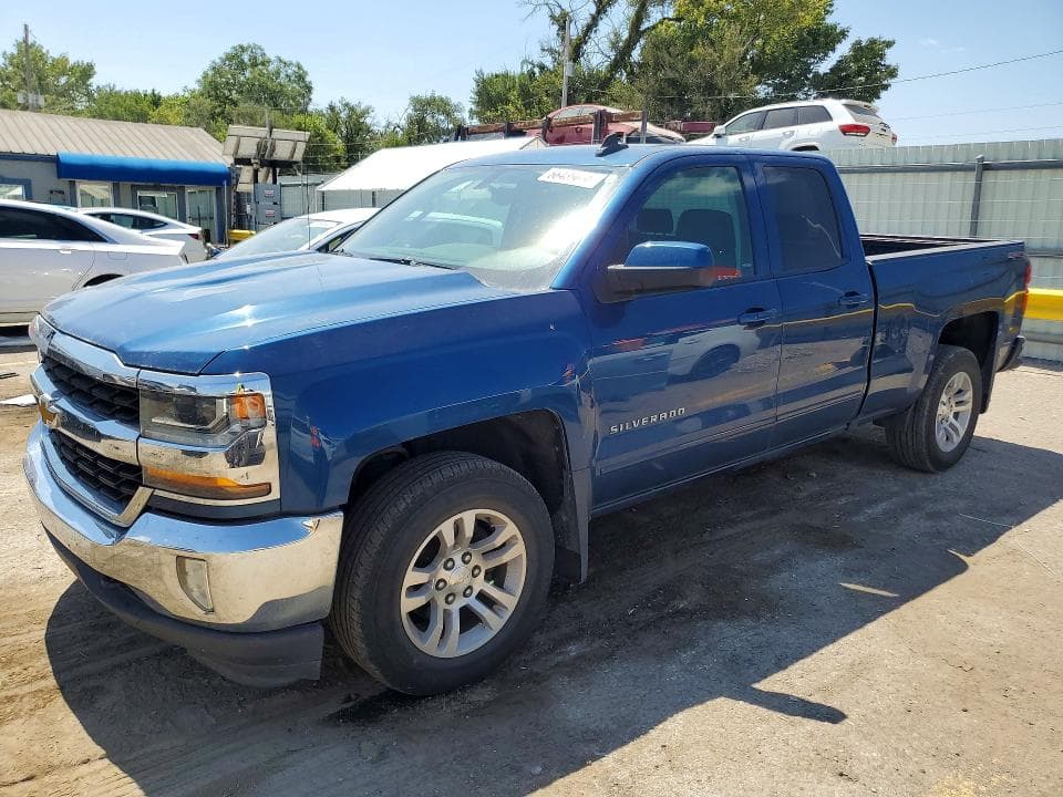 2017 CHEVROLET SILVERADO K1500 LT - 1