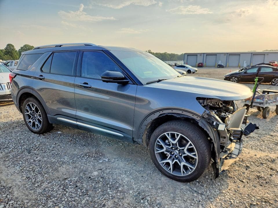 2025 FORD EXPLORER PLATINUM 4