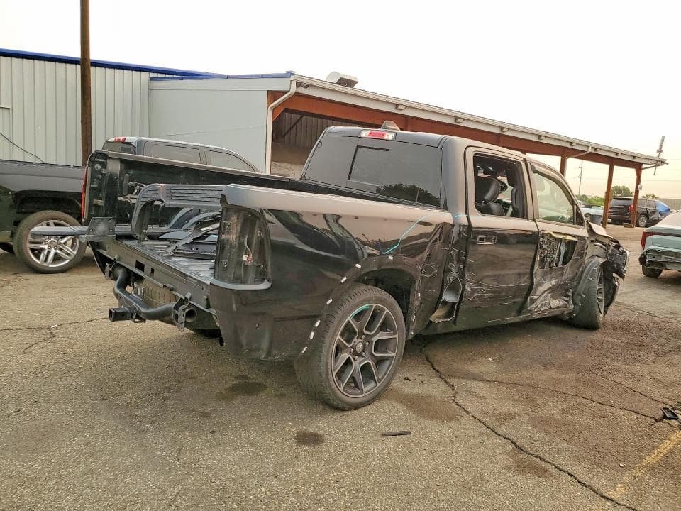 2019 RAM 1500 LARAMIE 3