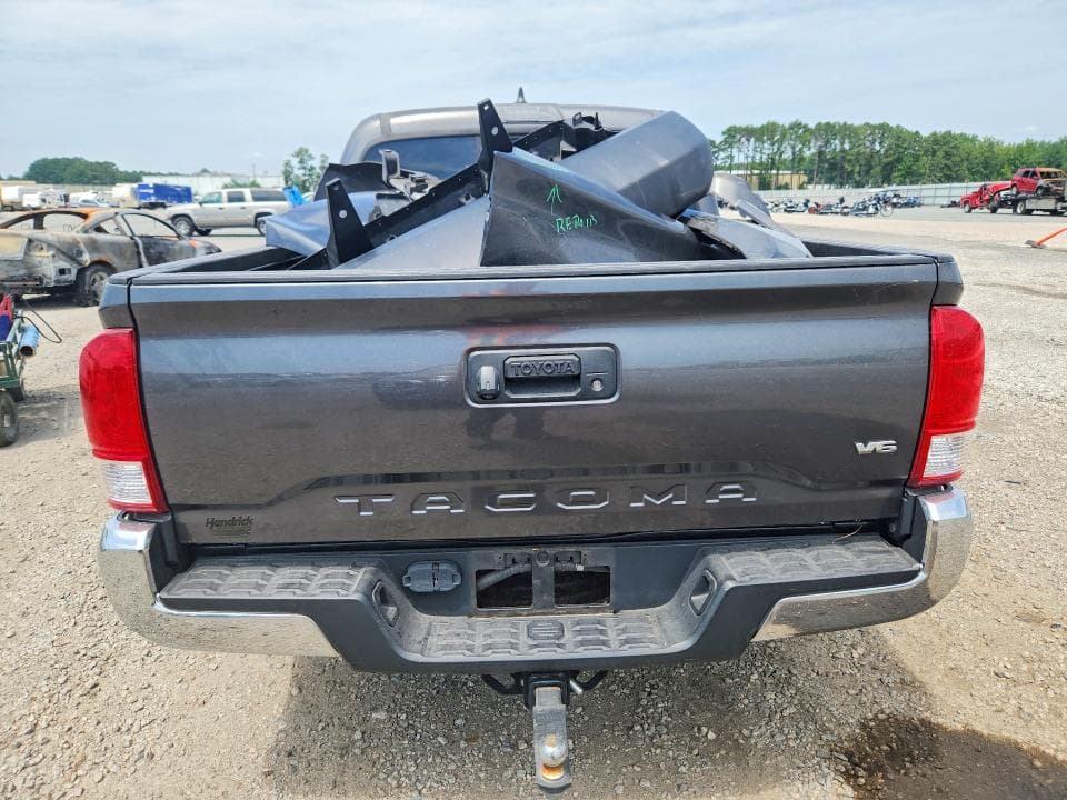 2017 TOYOTA TACOMA SR5 V6 6