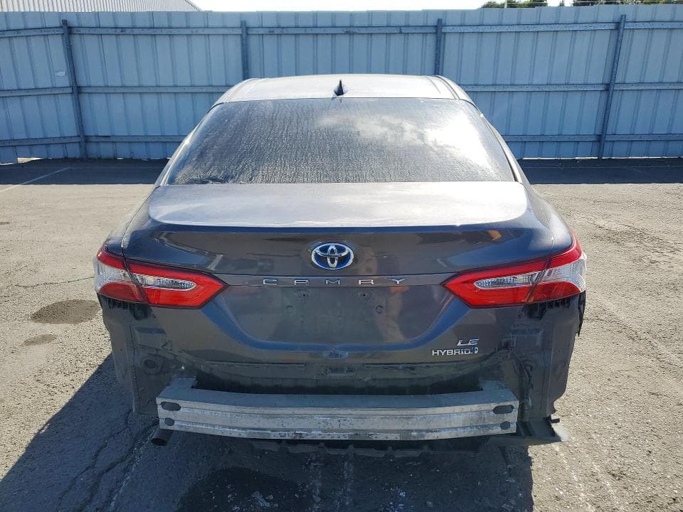 2020 TOYOTA CAMRY LE 6