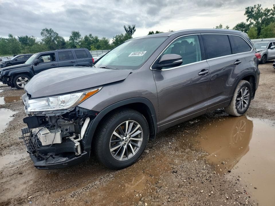 2018 TOYOTA HIGHLANDER XLE - 1