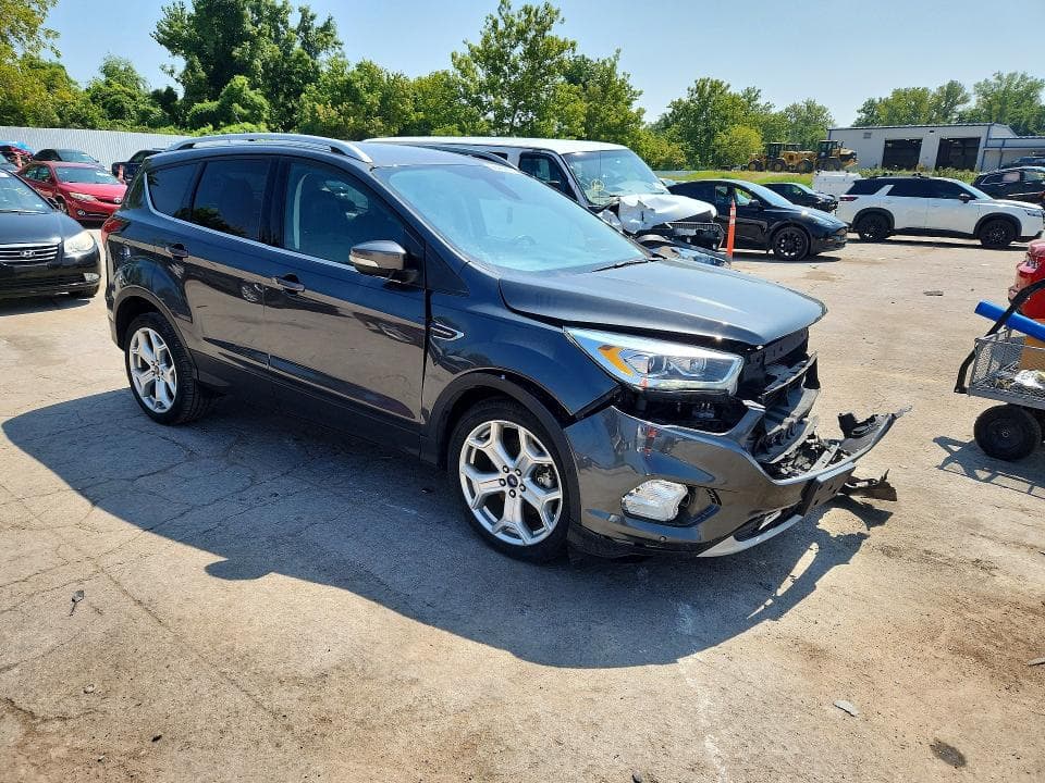 2019 FORD ESCAPE TITANIUM 4