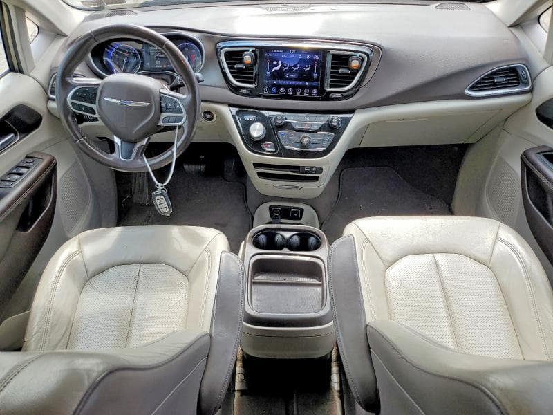 2018 CHRYSLER PACIFICA TOURING L 8