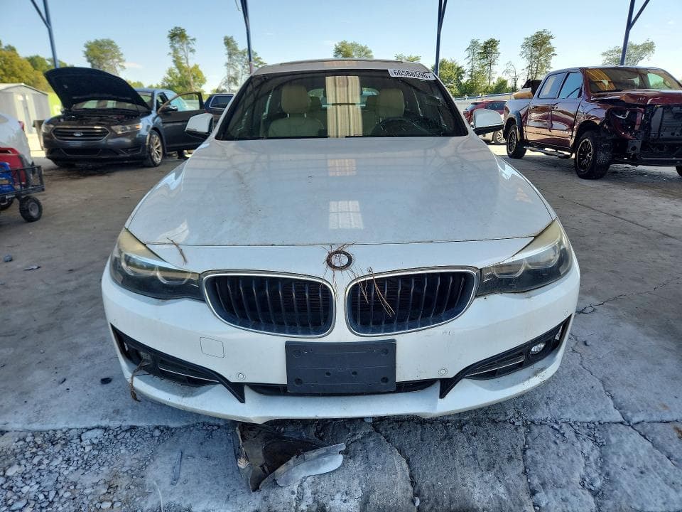 2017 BMW 330 XIGT 5