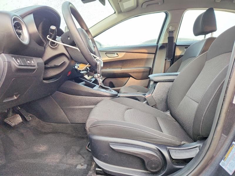 2019 KIA FORTE FE 7