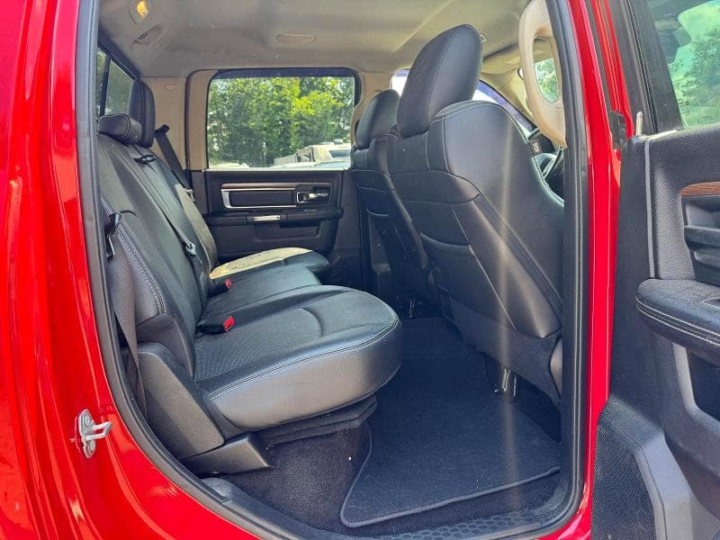 2017 RAM 1500 LARAMIE 7