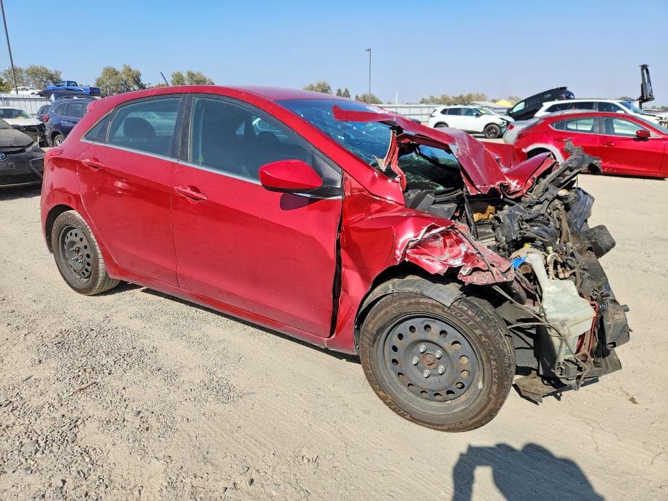 2017 HYUNDAI ELANTRA GT BASE 4