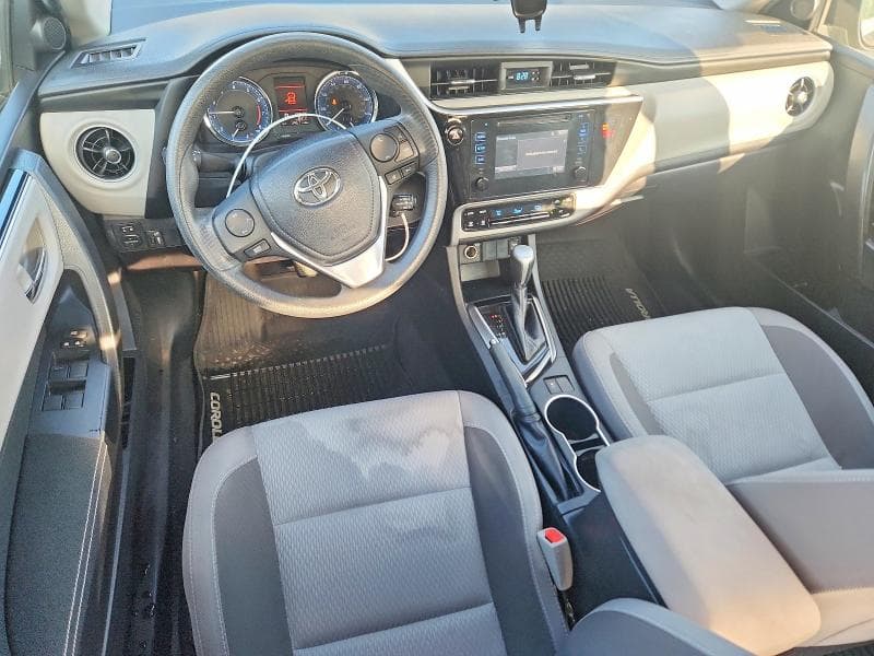 2018 TOYOTA COROLLA LE 8