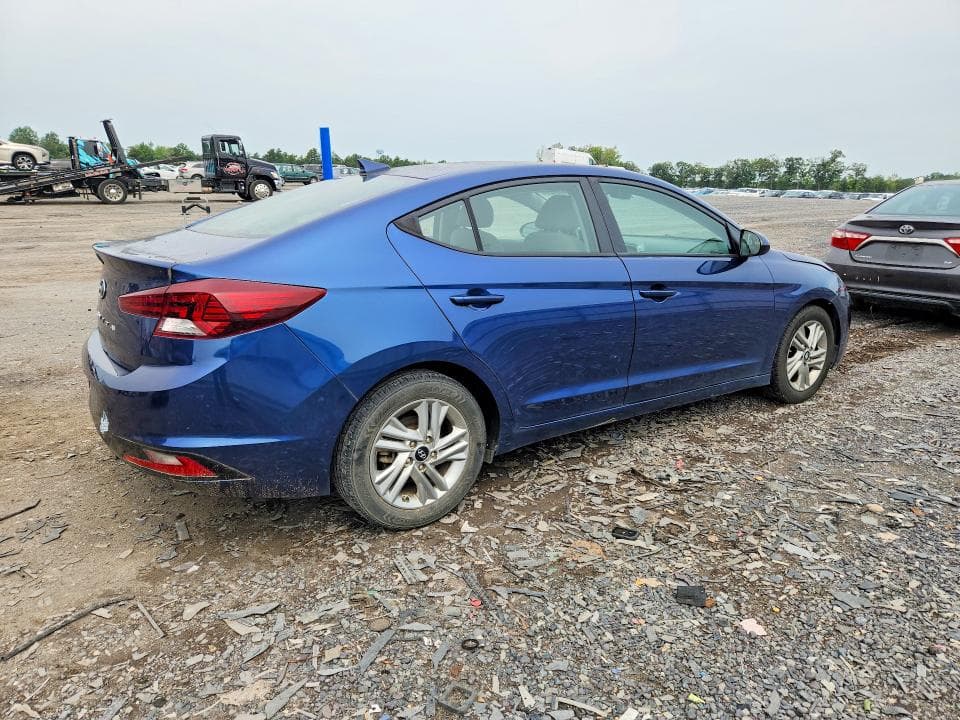 2020 HYUNDAI ELANTRA SEL 3