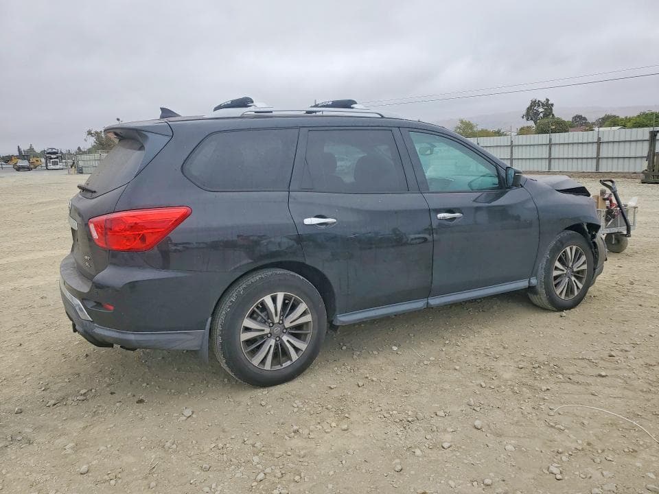 2017 NISSAN PATHFINDER SL 3