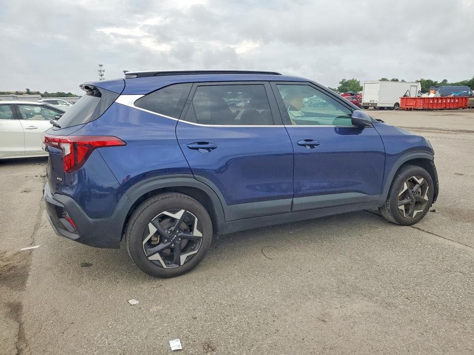 2024 KIA SELTOS EX 3