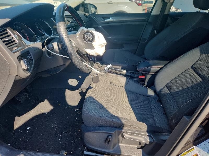 2019 VOLKSWAGEN GOLF S 7