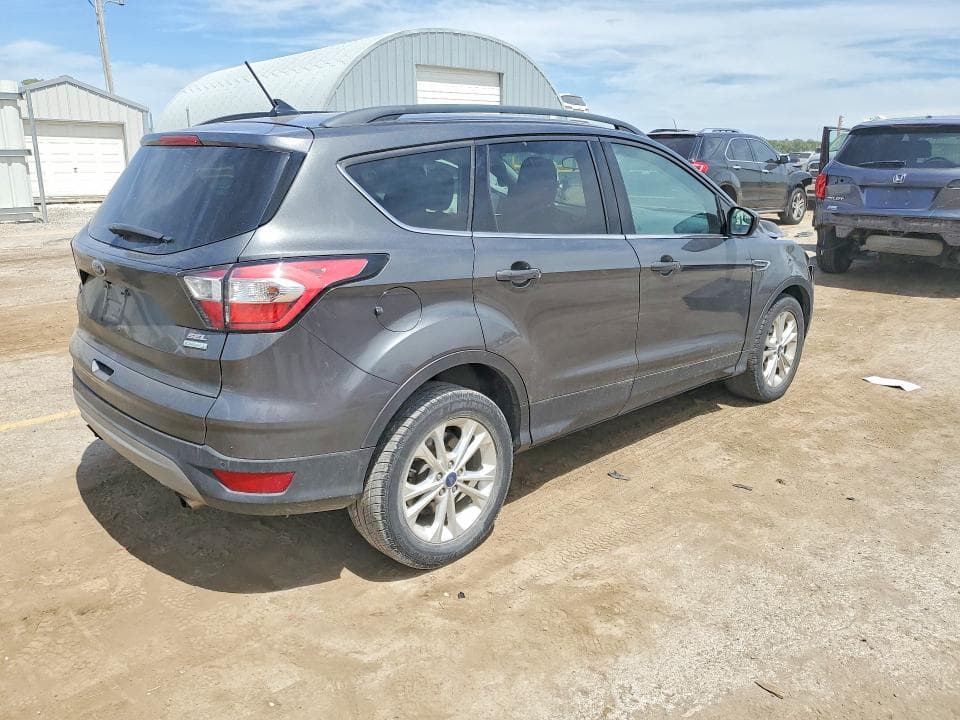 2018 FORD ESCAPE SEL 3
