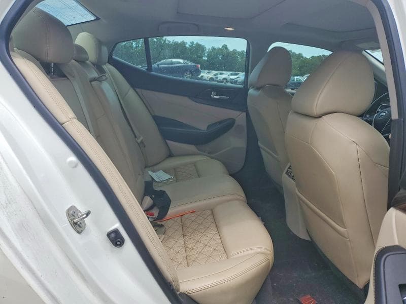 2017 NISSAN MAXIMA PLATINUM 10