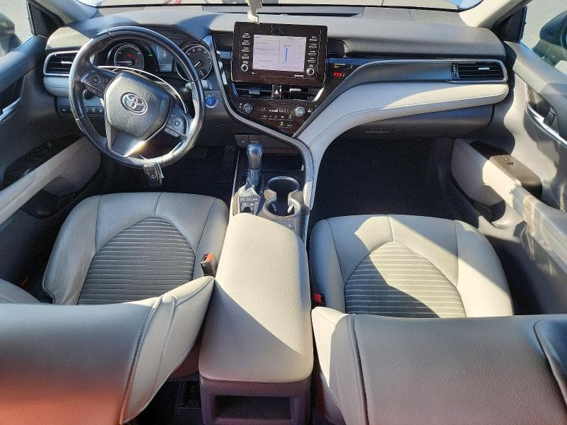 2021 TOYOTA CAMRY SE 8