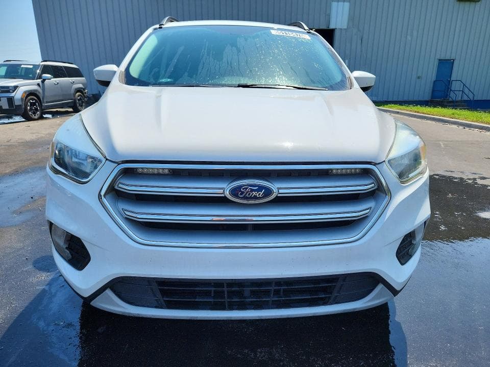 2018 FORD ESCAPE SE 5