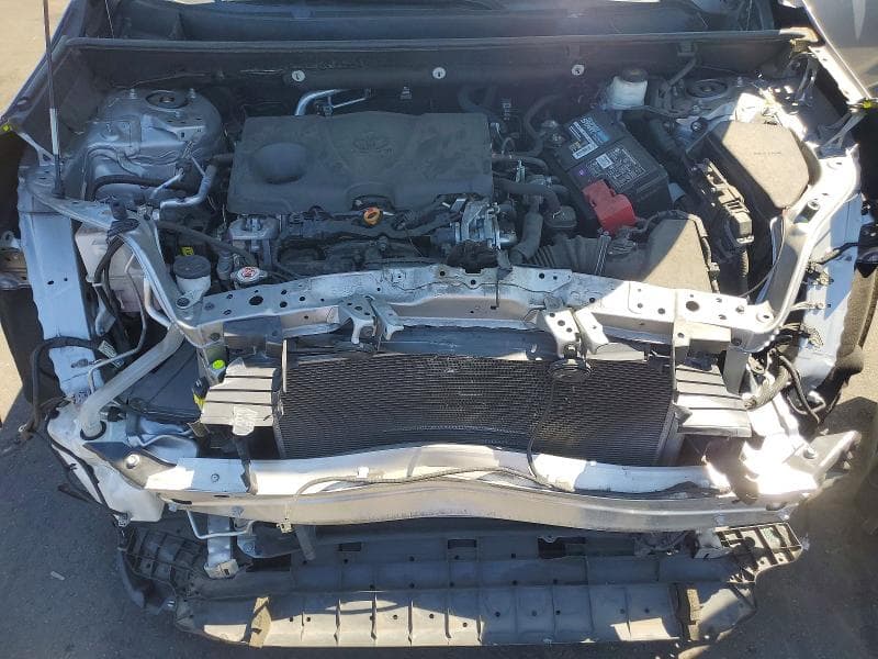 2021 TOYOTA RAV4 LE 12