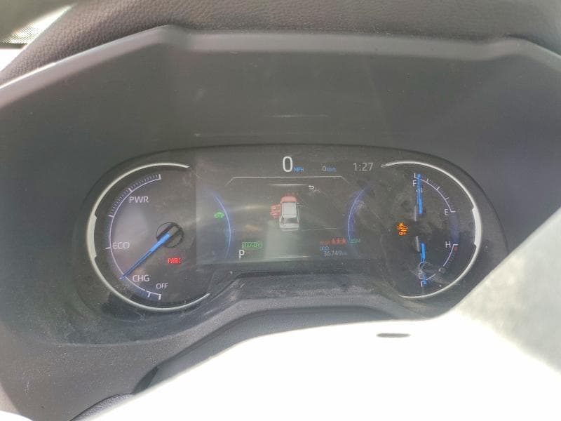2023 TOYOTA RAV4 HYBRID XLE 9