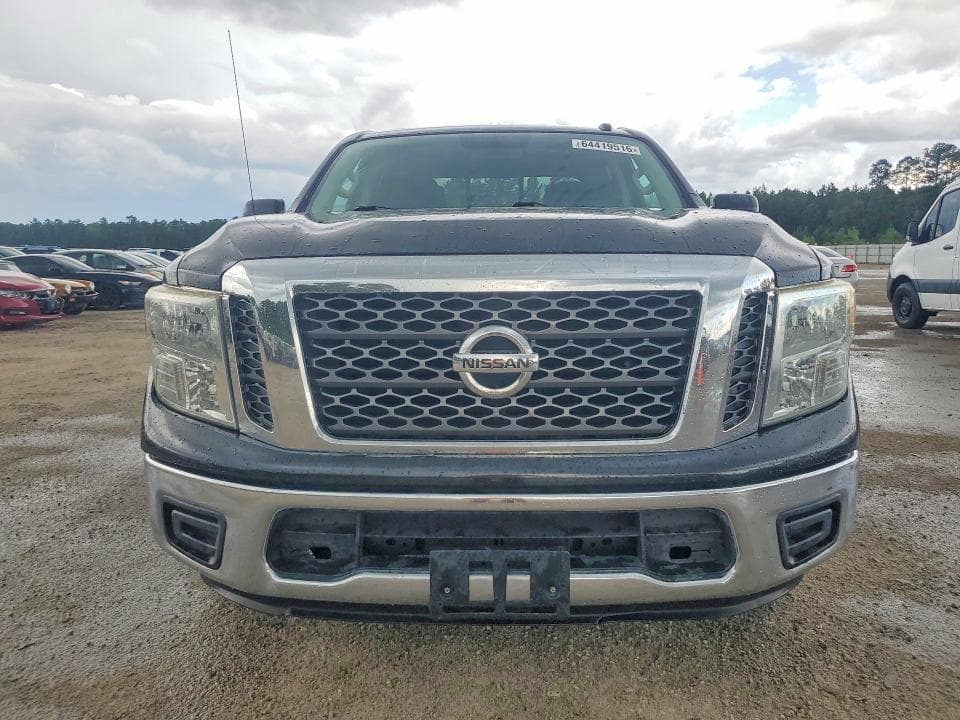 2017 NISSAN TITAN S 5