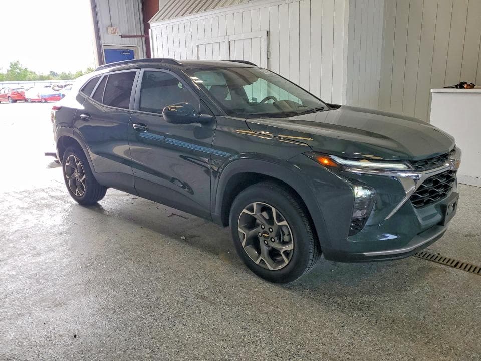 2025 CHEVROLET TRAX 1LT 4