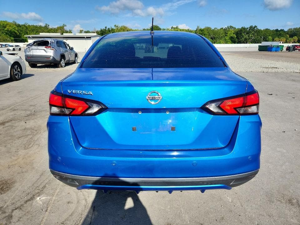2020 NISSAN VERSA S 6