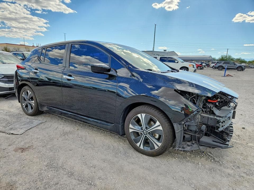 2020 NISSAN LEAF SV 4