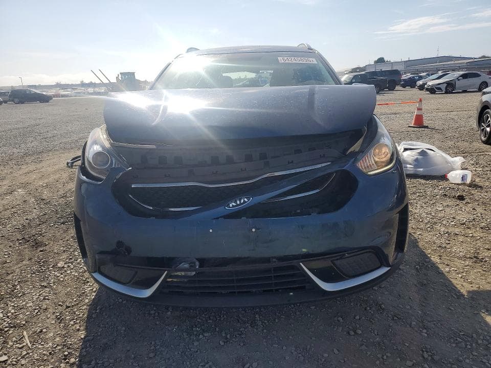 2018 KIA NIRO LX 5