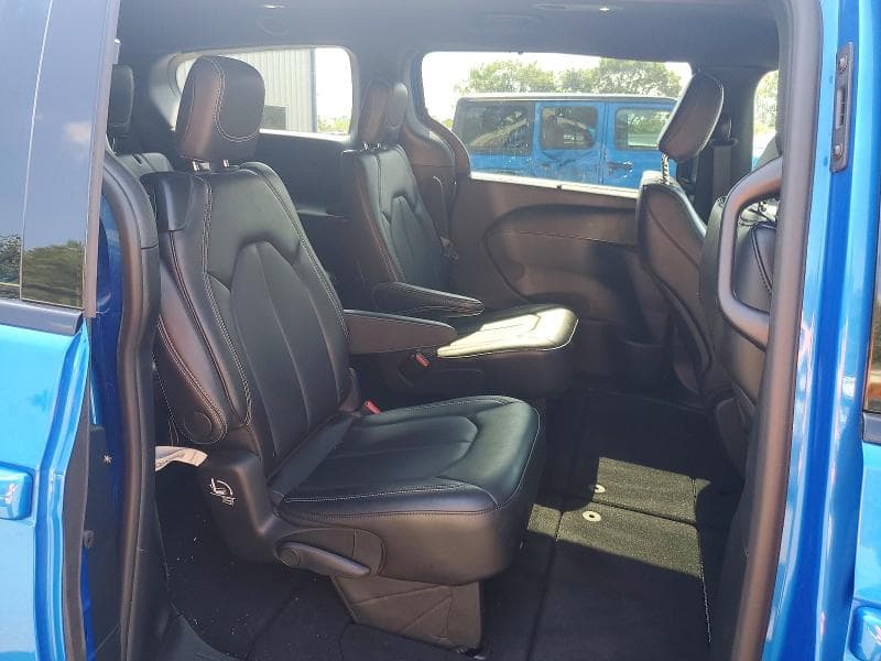 2026 CHRYSLER PACIFICA SELECT 11