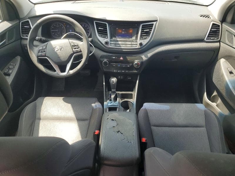 2017 HYUNDAI TUCSON SE 8