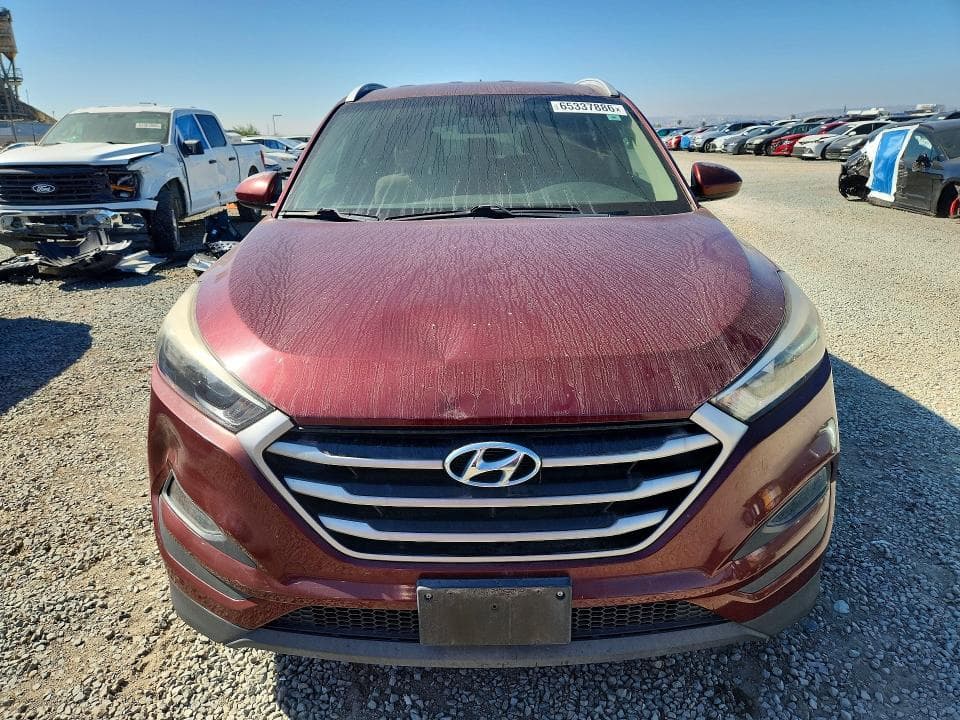 2017 HYUNDAI TUCSON SE 5
