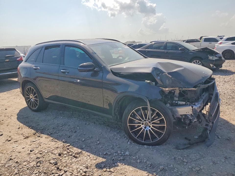 2022 MERCEDES-BENZ GLC 300 4MATIC 4