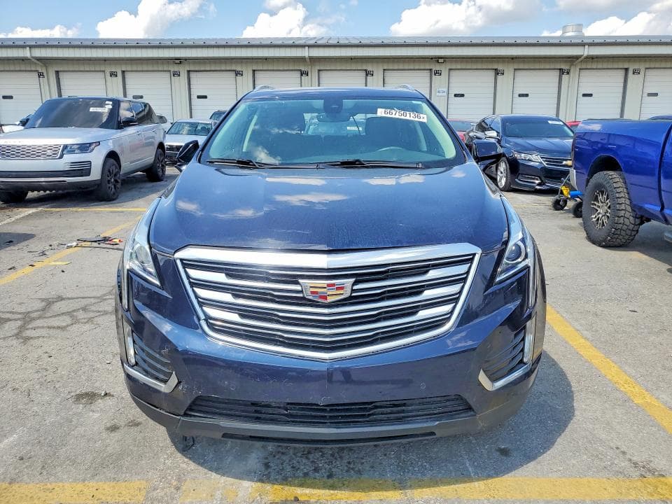 2017 CADILLAC XT5 LUXURY 5