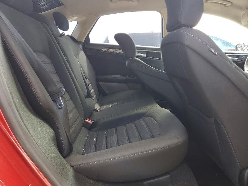 2019 FORD FUSION SE 10