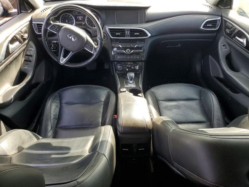 2017 INFINITI QX30 PREMIUM 8