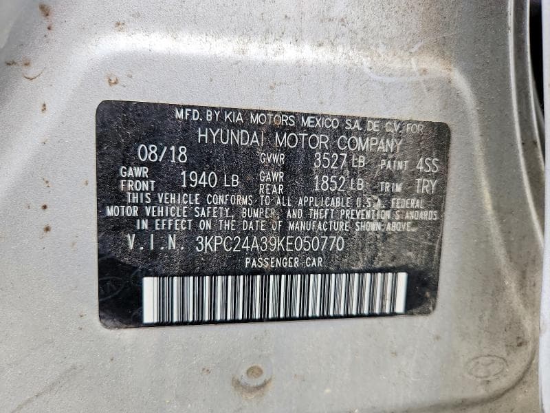 2019 HYUNDAI ACCENT SE 12