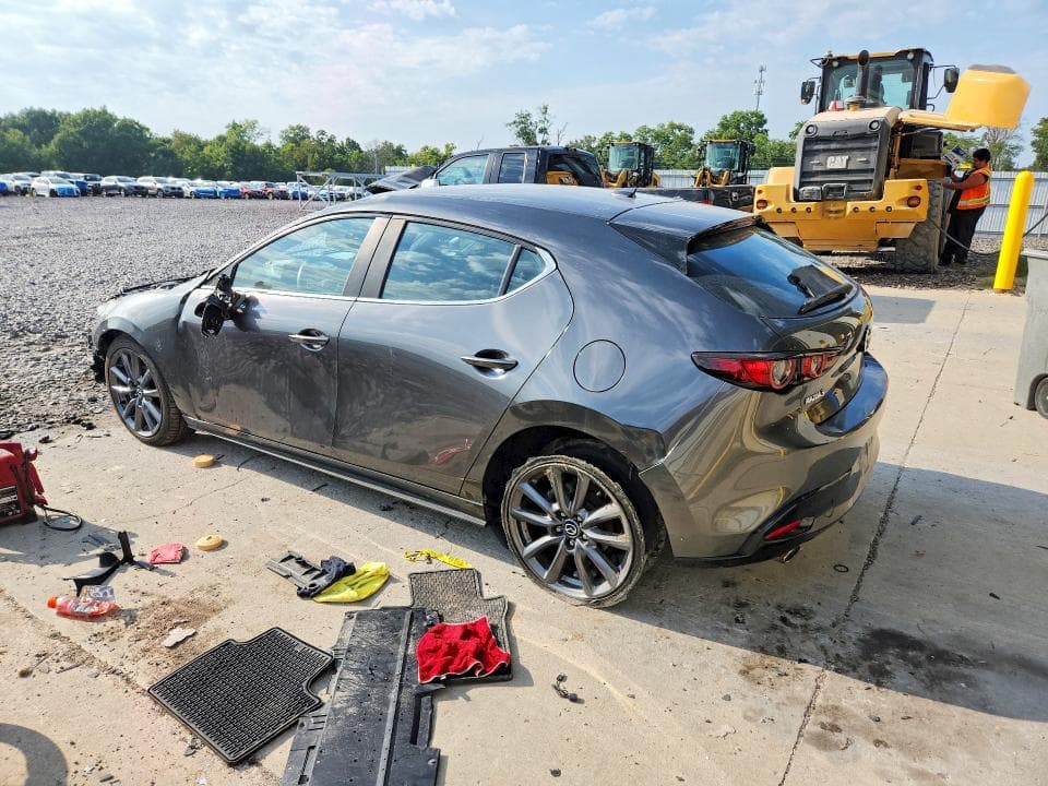2020 MAZDA 3 PREMIUM 2