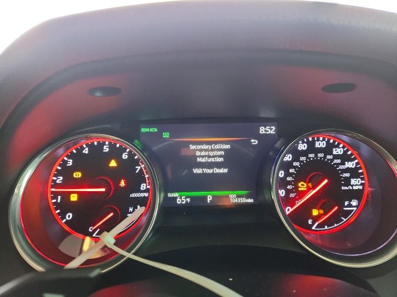 2020 TOYOTA CAMRY XSE 9
