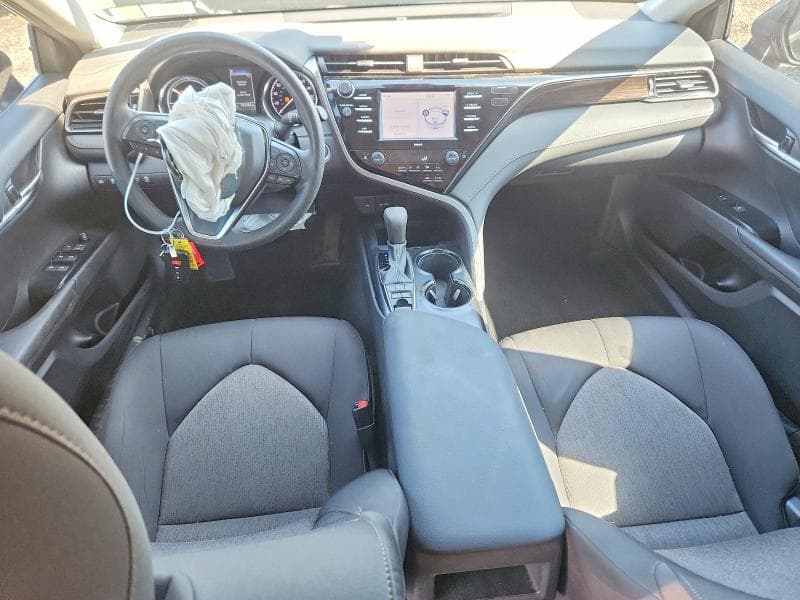 2020 TOYOTA CAMRY LE 8