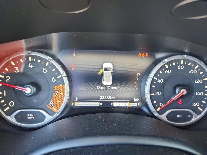 2019 JEEP RENEGADE TRAILHAWK 9