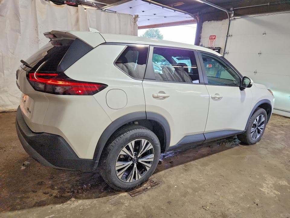 2022 NISSAN ROGUE SV 3
