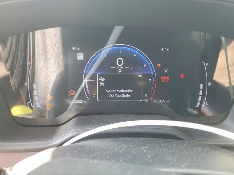 2026 TOYOTA COROLLA LE 9