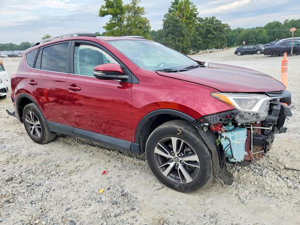 2018 TOYOTA RAV4 XLE 4